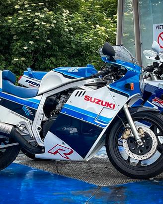 Suzuki GSXR 750 1985