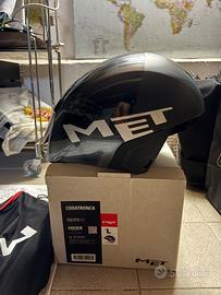 Casco MET codatronca aero 