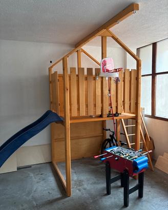 Casetta con svivolo in legno di larice