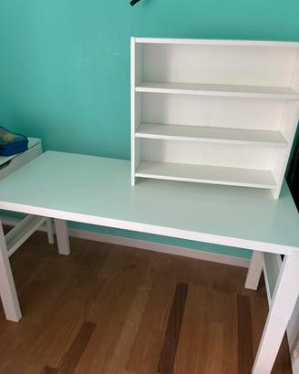 Scrivania Ikea Pahl misura 128 con scaffale