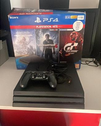 PLAYSTATION 4  PRO