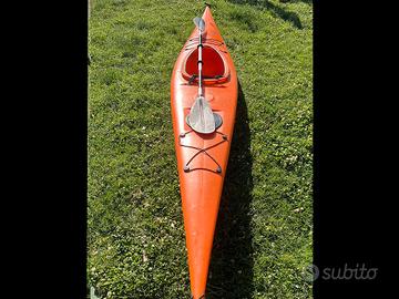 Kayak da turismo in perfette condizioni+carrellino