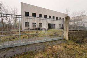 CAPANNONE A NOVI LIGURE