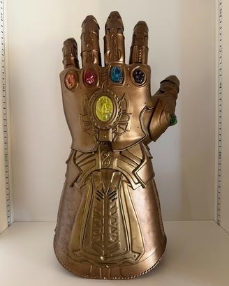 Hasbro Marvel Legends Guanto Infinito Thanos