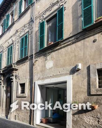Appartamento di 85 m² con 3 locali a Acquapendente