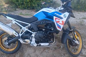 BMW f900gs