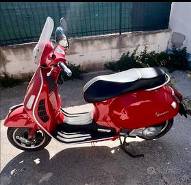 Vespa 300 gts super