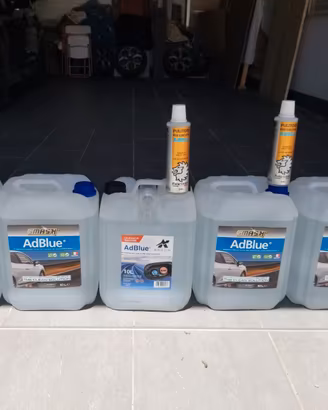 5 Taniche AdBlue 10L (50L) + Additivo MotorSistem