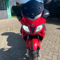 Scooter Gilera Nexus 500ie SP