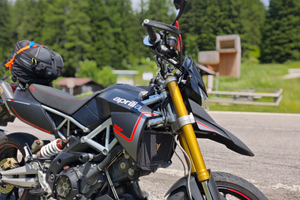 Aprilia Dorsoduro 750 2014 pluriaccessoriata