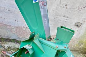 BIOTRITURATORE 4 CM CIPPATORE 9 CM PTO TRATTORE