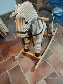 Cavallo a dondolo Città del Sole 