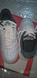 Nike Air Force 1 Low '07 LV8 Taglia 40,5