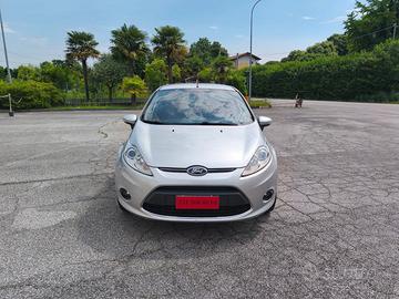 Ford Fiesta 1.4 TDCi 5p. Titanium (Accetto Permute