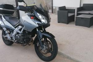 Suzuki V Strom DL 650 - 2004