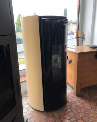 Stufa a pellet ad aria della CAMINETTI MONTEGRAPPA