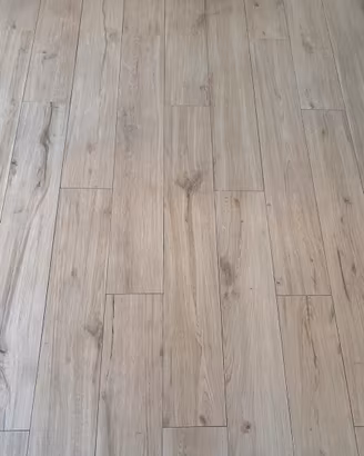 Piastrelle Gres porcellanato effetto legno