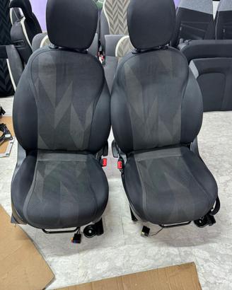 Lancia Ypsilon tappezzeria sedili interni