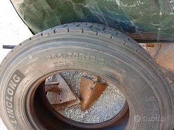 gomme 265 70 19.5