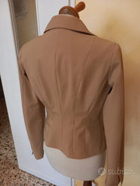 Completo giacca,gonna Celyn b