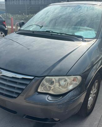 CHRYSLER VOYAGER per ricambi usati