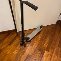 Monopattino ragazzino