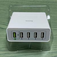 Caricabatterie da tavolo 5 porte USB