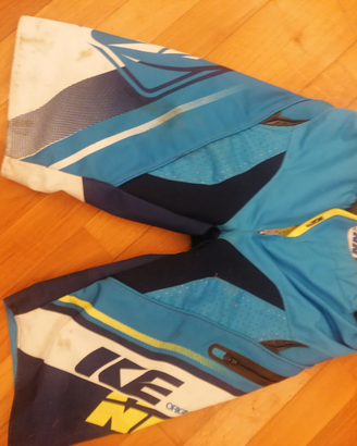 Pantaloni corti enduro