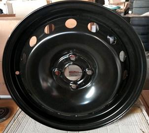 Cerchi 15" FIAT GRANDE PUNTO con gomme invernali