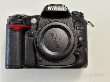 Reflex con sensore APS-C D7000