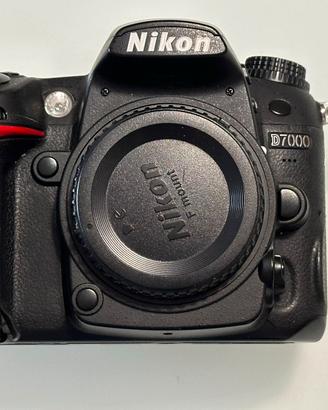 Reflex con sensore APS-C D7000
