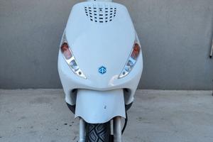 Zip 50 2T 2009