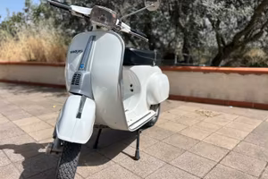 Vespa 50 special anni ‘80- restaurata
