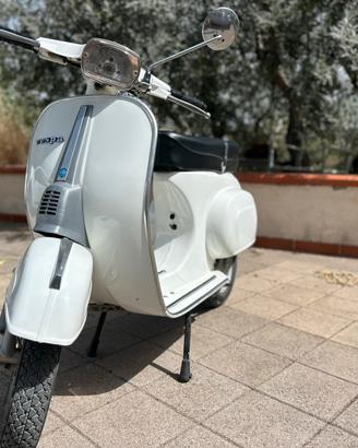 Vespa 50 special anni ‘80- restaurata