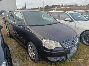VW Polo 1.6 benzina Sportline, Climatronic, cerchi