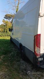 furgone iveco 35