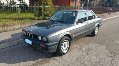 BMW316i (E30)