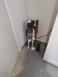 Dyson Cyclone V10 absolute