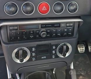 Autoradio e mascherina tt 8n