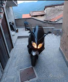Yamaha Tmax500
