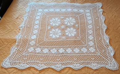Centro copritavolo vintage uncinetto 90x90