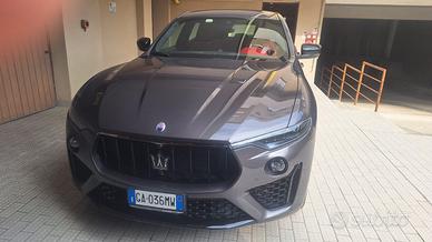 Maserati Levante 3.0 Diesel 250cv IVA ESPOSTA