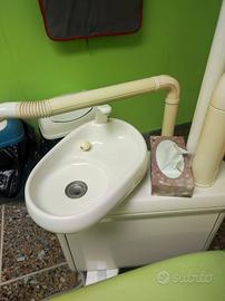 Attrezzatura studio odontoiatrico