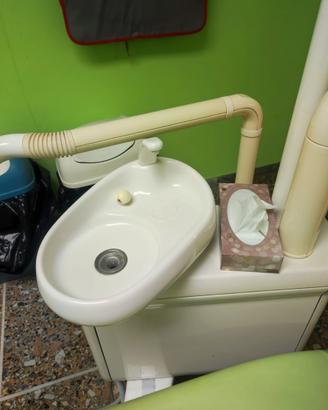 Attrezzatura studio odontoiatrico