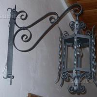 Lanterna da esterno in ferro battuto