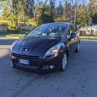 Peugeot 5008 1.6 HDI