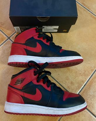 Air Jordan 1 Mid GS “Bred” (Black/Red) - 35,5