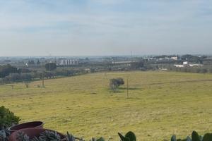 Piano alto con veranda e posto auto