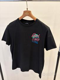T-shirt con grafica Bershka