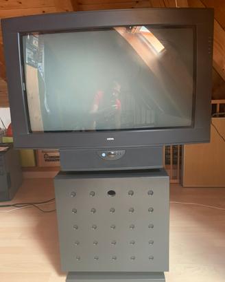 TV loewe Xelos 32 con mobile originale Padova